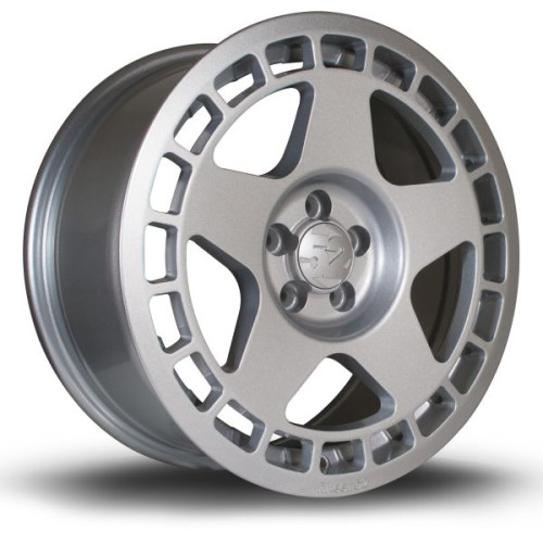 fifteen52 Turbomac 17x8 5x114,3 ET45 Speed Silver