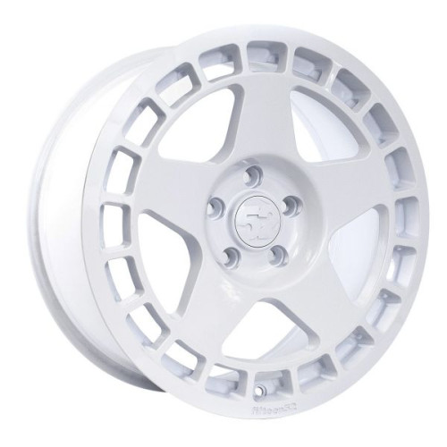 fifteen52 Turbomac 17x8 4x100 ET30 Rally White